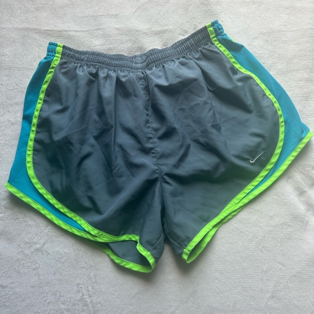 Nike Dri-FIT Athletic Shorts Size Medium